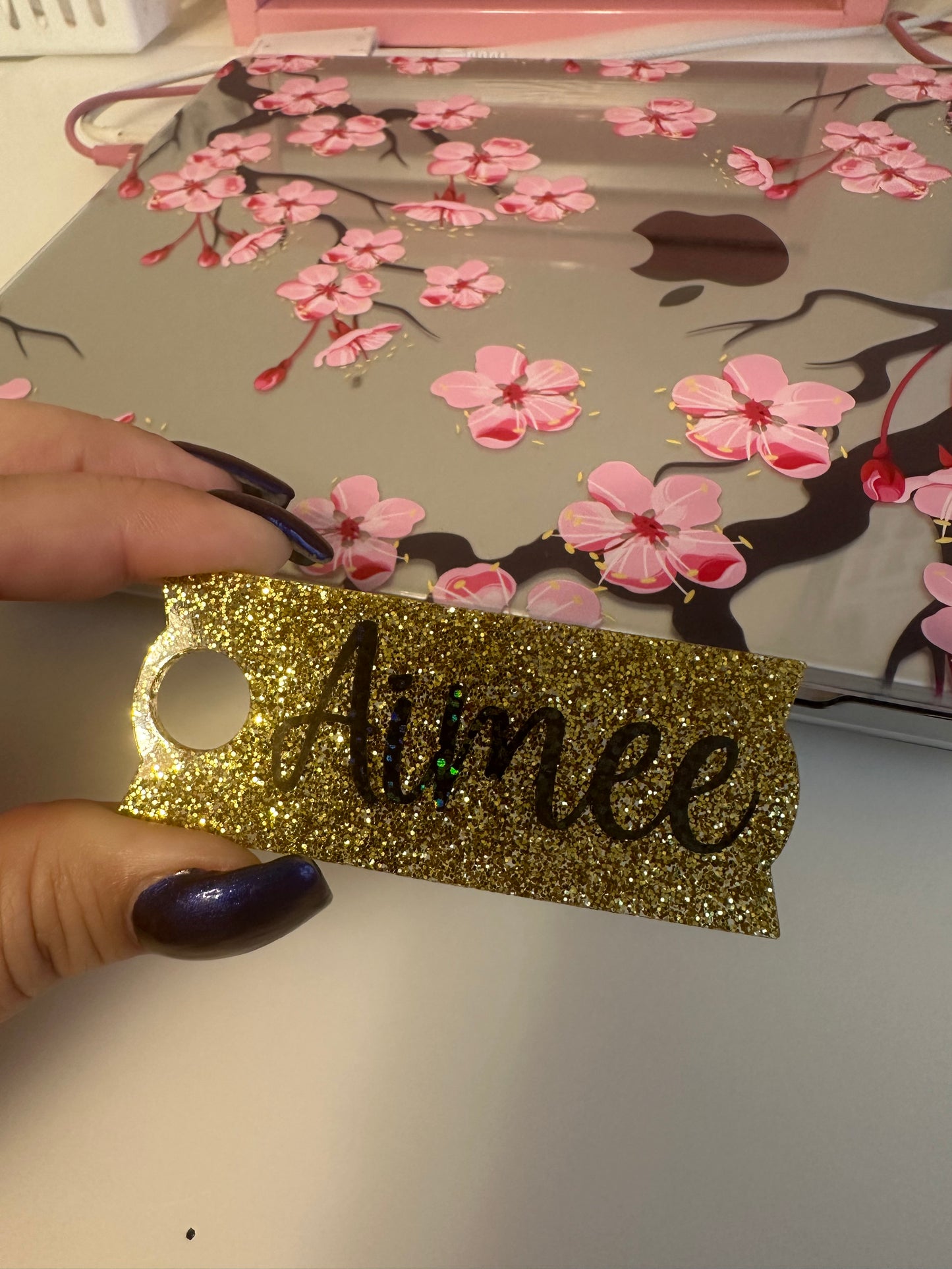 40/30 oz Gold Glitter name tag