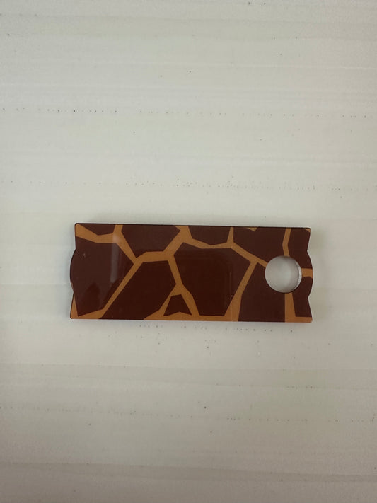 40 oz Giraffe print name tag