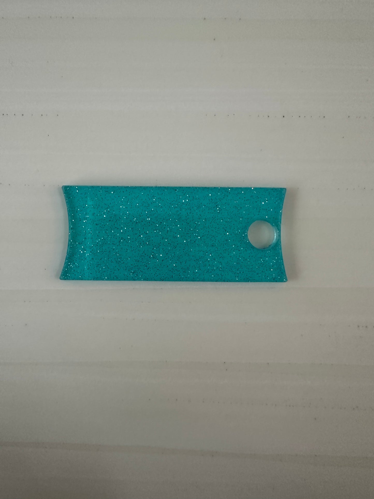 40/30 oz Teal sparkle name tag